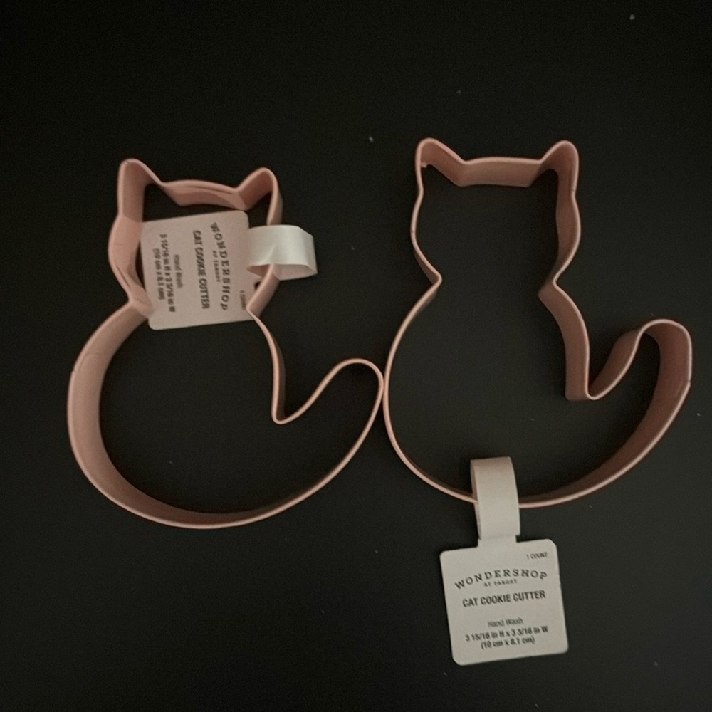Set of TWO cat cookie cutters (metal) nwt